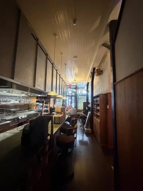 Restaurant bar lighting
